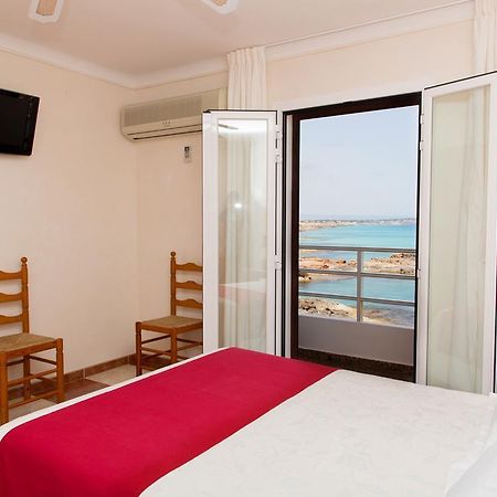 Hostal Rafalet Es Pujols Exterior foto